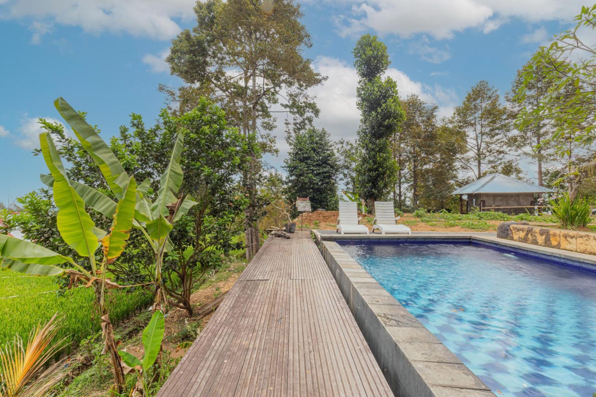 Homestay Mandhasativa