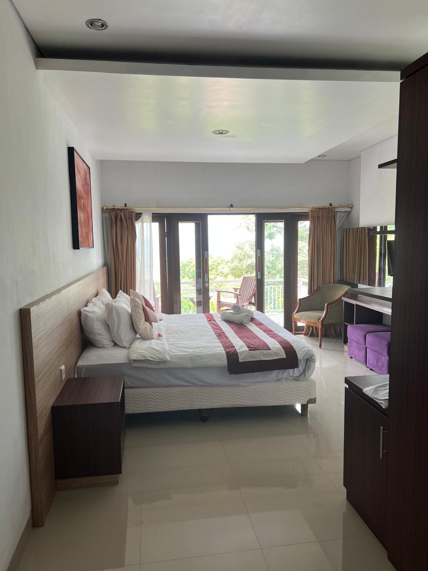Mandhasativa Homestay *