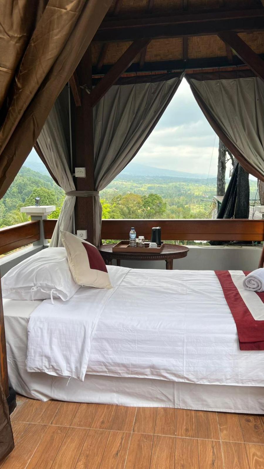 Mandhasativa Homestay