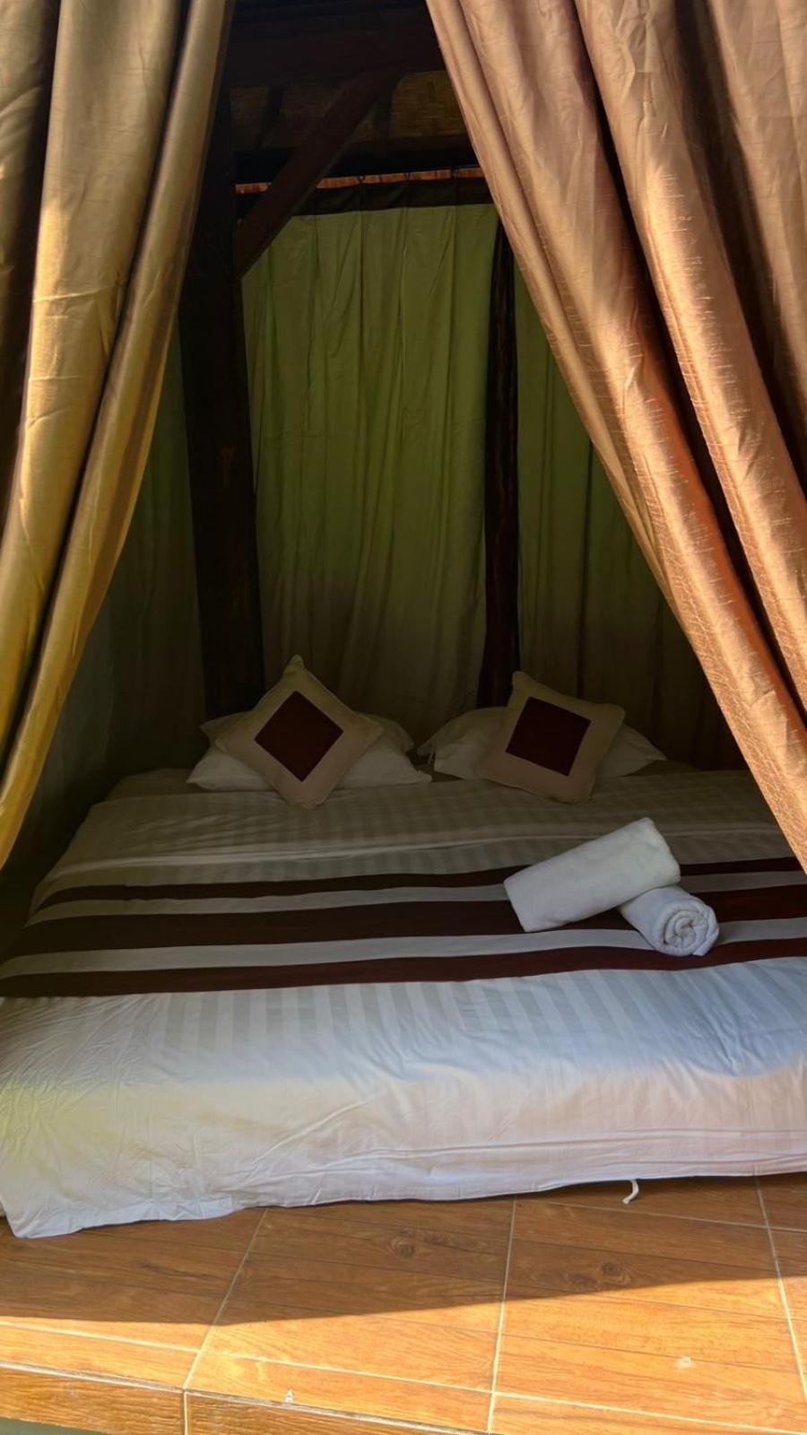 Mandhasativa Homestay *